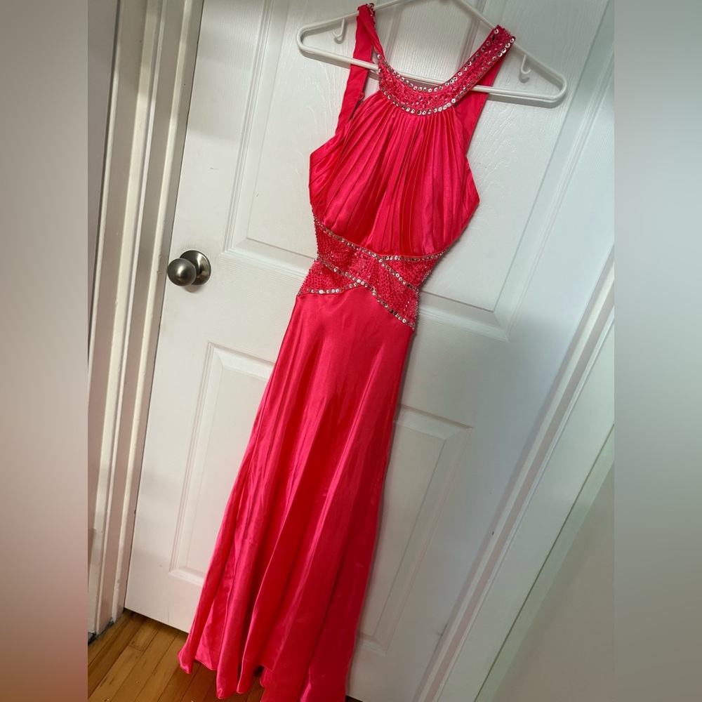 Elegant Pink Evening Gown